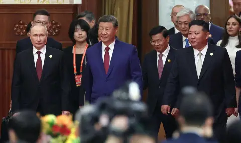 Путин, Си Дзинпин и Ким Чен Ун станаха част от обединен фронт - 1