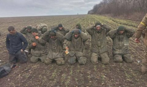 Пленени руски войници: Ако се върнем в Русия, ще ни застрелят - 1
