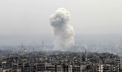 Бомбен ад в Дамаск (СНИМКИ) - 1