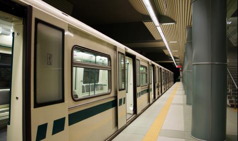 Млада жена изживя страшен кошмар в столичното метро - 1