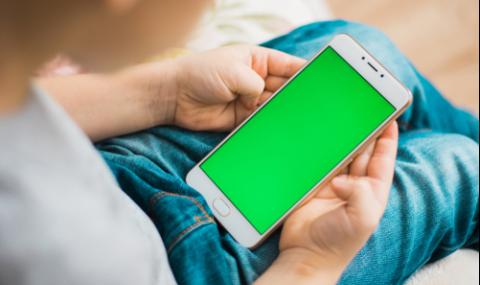 Мобилно приложение за деца препраща към секс телефон, баща плати 500 лева - 1