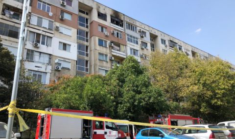Дете загина при пожар в Пловдив - 1