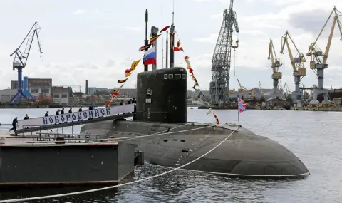 Генералният секретар на НАТО се подигра на руската подводница, която изплува край Франция - 1