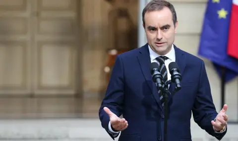 Френският премиер подаде оставка - 1
