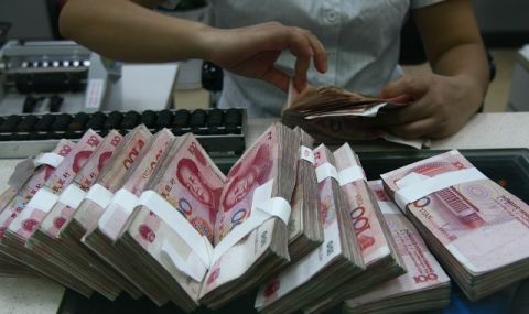 Спешни мерки! Китай ще поддържа националната си валута в стабилни нива - 1