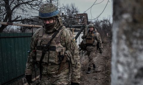 Около 100 войници от натовските спецчасти са били в Украйна през февруари - 1