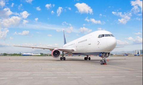 Отвлечен пътнически самолет в Италия - 1