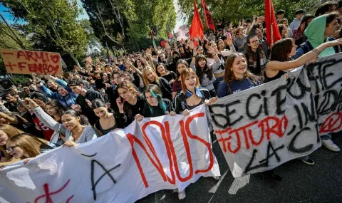 Масови протести в 60 италиански града срещу скъпия живот - 1
