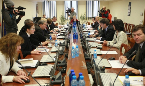 ВСС предупреди: Цветанов да не кръщава операции на съдии - 1