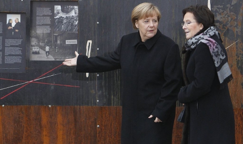 Меркел отмени руско-германска среща заради ситуацията в Украйна - 1