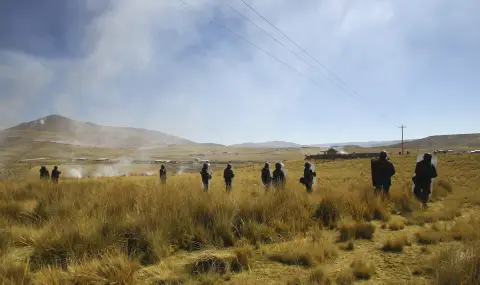 Тринайсет души, отвлечени в Перу, открити мъртви край златна мина - 1