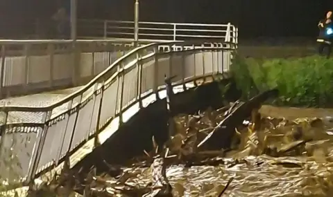 Водната стихия удари Априлци и Дряново - има наводнени къщи, жена е евакуирана 