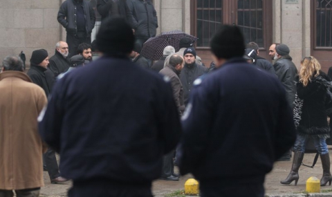 ВМРО: Бурки пред съда в Пазарджик вече няма - 1