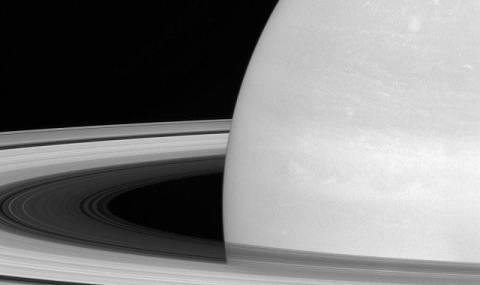 НАСА разкрива тайните на Сатурн (СНИМКИ) - 1