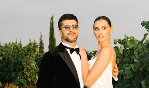 Сашо Кадиев изненада жена си Ивелина Чоева с втори годежен пръстен - 1