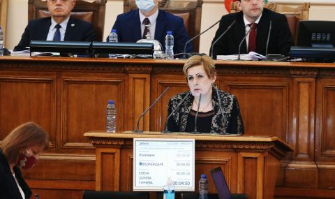 Елена Гунчева: Сервитьорки и таксиджии се канят да управляват България - 1
