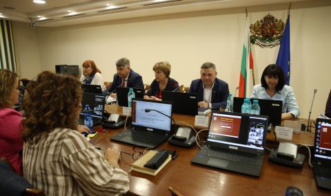 Адвокат: ВСС ще продължи с процедурата за избор на нов главен прокурор, въпреки че е загубил легитимност - 1