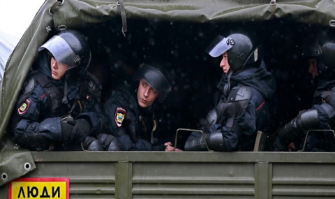 В Москва заловиха група тежковъоръжени ислямисти - 1