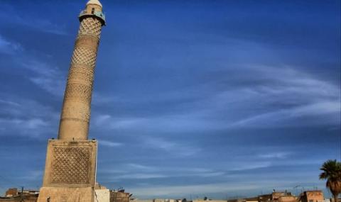 Иракските сили освободиха историческата джамия Ал Нури в Мосул (ВИДЕО) - 1
