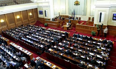 Парламентът одобри нов държавен заем от 200 млн. евро - 1