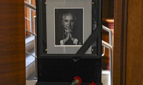 Погребват Горбачов днес в Москва - 1