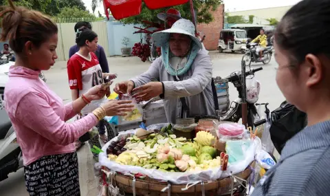 ЕС и Индонезия подписват търговско споразумение до есента - 1