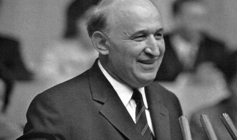 5 август 1998 г. Умира Тодор Живков - Август 2017 - 1