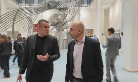 Христо Петров: В НС се бориш някой да не хвърли дъвка по теб. В ЕП тези изцепки не минават - 1