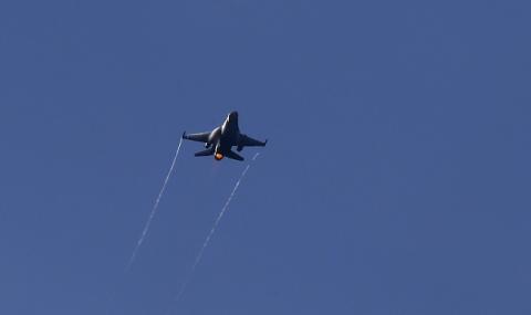 F-16 се разби край военна база зад Океана - 1