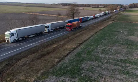 Киев: Полски шофьори вдигнаха блокадата на един граничен пункт с Украйна - 1
