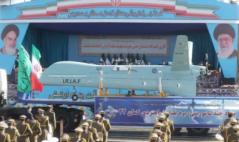 Модерна война! Иранската армия се похвали с нов боен дрон