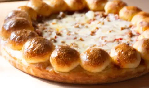 Рецепта на деня: Пълнена питка с белтъци и 3 вида брашно - 1