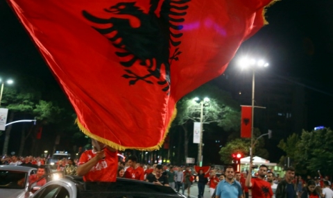 Албанските футболисти ще получат дипломатически паспорти - 1