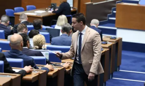 Парламентът прие на второ четене промени в Кодекса за застраховане, въведе еднодневни винетки - 1