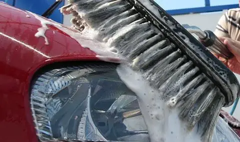 Мъж почина при трудова злополука на автомивка - 1