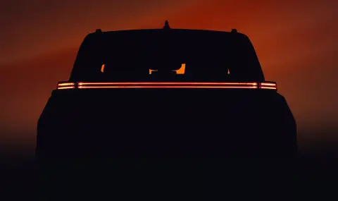 Toyota загатна за мистериозен нов модел - 1