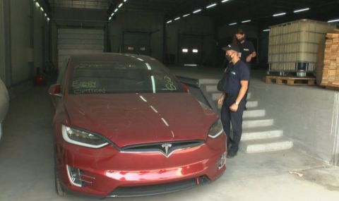 В Бургас разбиха схема за внос на луксозни автомобили - 1