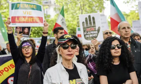 Освободените французи от Иран: „Без подкрепата на Франция нямаше да издържим“ - 1