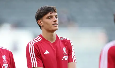 Тежък удар за Ливърпул: Джовани Леони с тежка травма още в първия си мач - 1