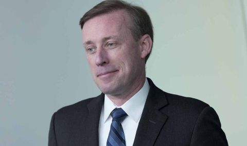 Reuters: Помощник на Байдън е разговарял с китайския външен министър - 1