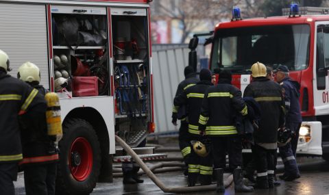 Овладян е пожарът в "Син Сити" - 1