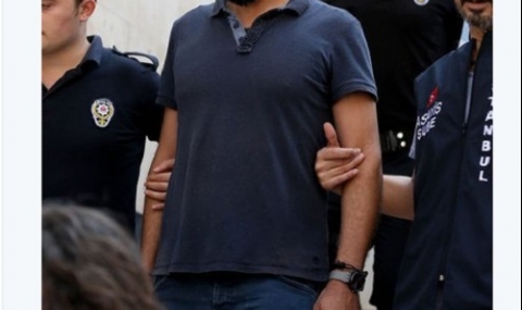 Арести на 42 журналисти в Турция (снимки) снимка #17