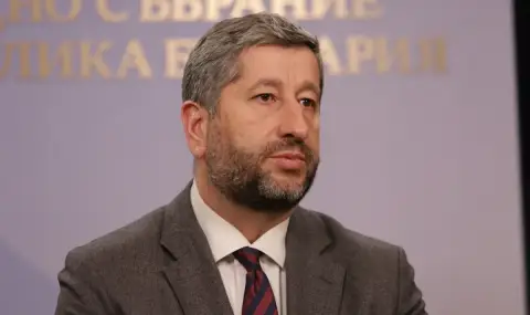 Христо Иванов: Президентът води кампания за сплашване и истеризиране на ситуацията