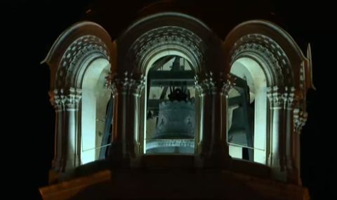 Храмът "Св. Александър Невски" от месеци е без осветление заради ремонт  - 1
