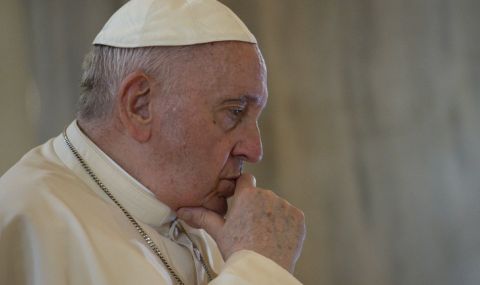 Папа Франциск: Украйна е подложена на зверства, жестокост и изтезания - 1