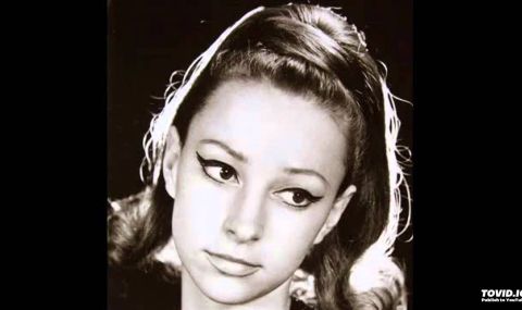 21 декември 1971 г. Певицата Паша Христова загива в самолетна катастрофа в София ВИДЕО - 1