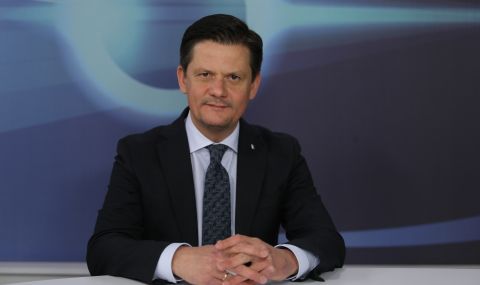 Димитър Маргаритов: Невиждано щедър Великденски подарък за телекомите от служебния кабинет - 1