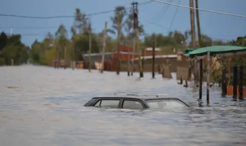 Over 7,000 People Evacuated Due to Flooding in Argentina (PHOTOS)  - 1