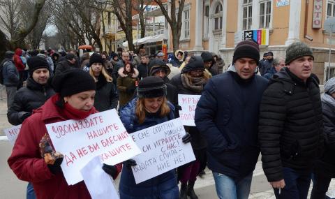 200 души на протест в Добрич заради поскъпването на водата - 1