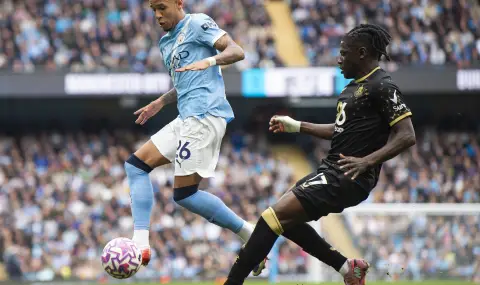 Манчестър Сити разгроми Бърнли след два куриозни автогола   - 1